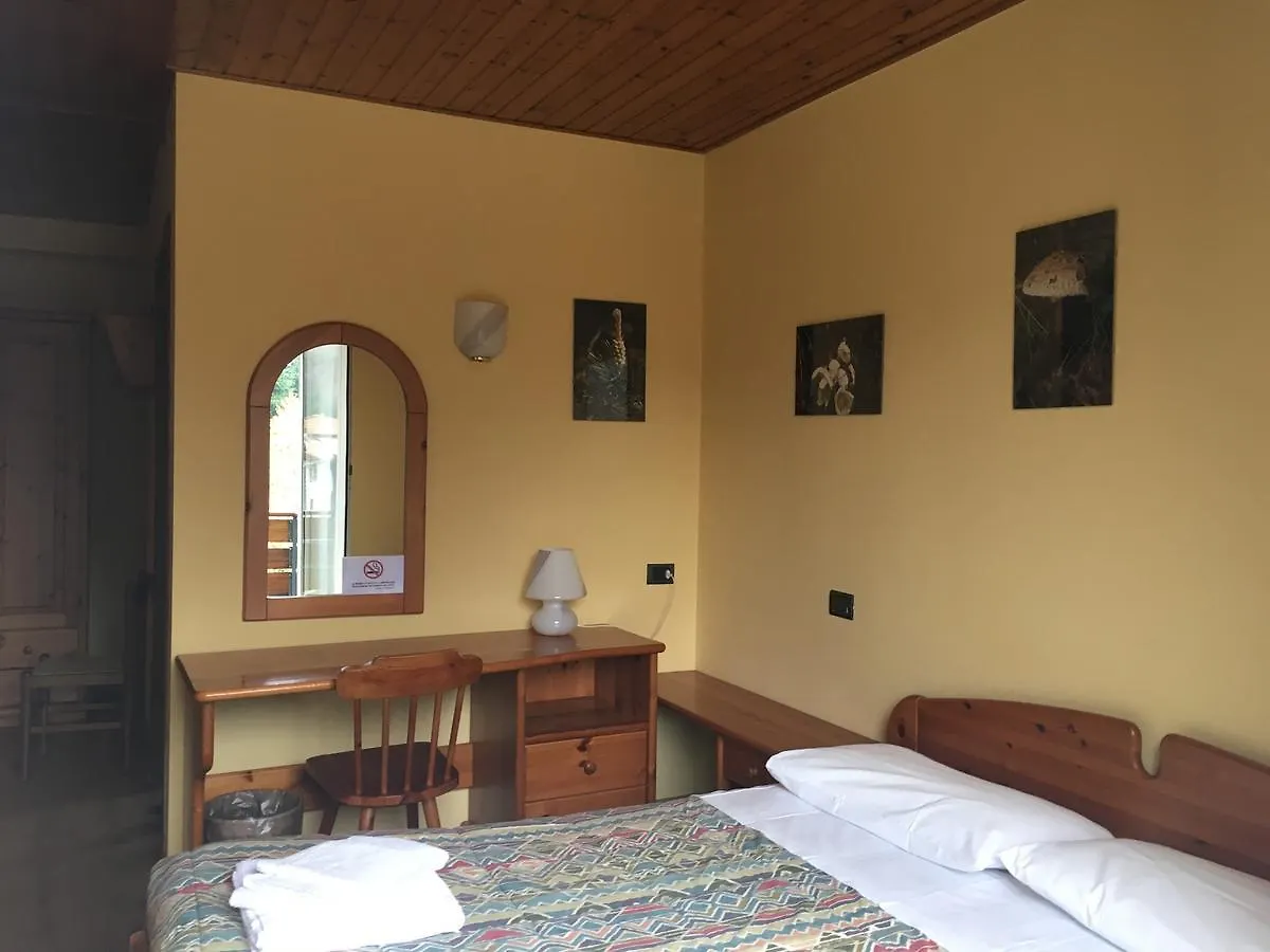 Hotel Sporting Club Ballabio 3*,  Italia